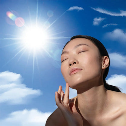 Protector Solar SPF 50PA++++ Crema Gel Ácido Hialurónico 40ml AMPLEN